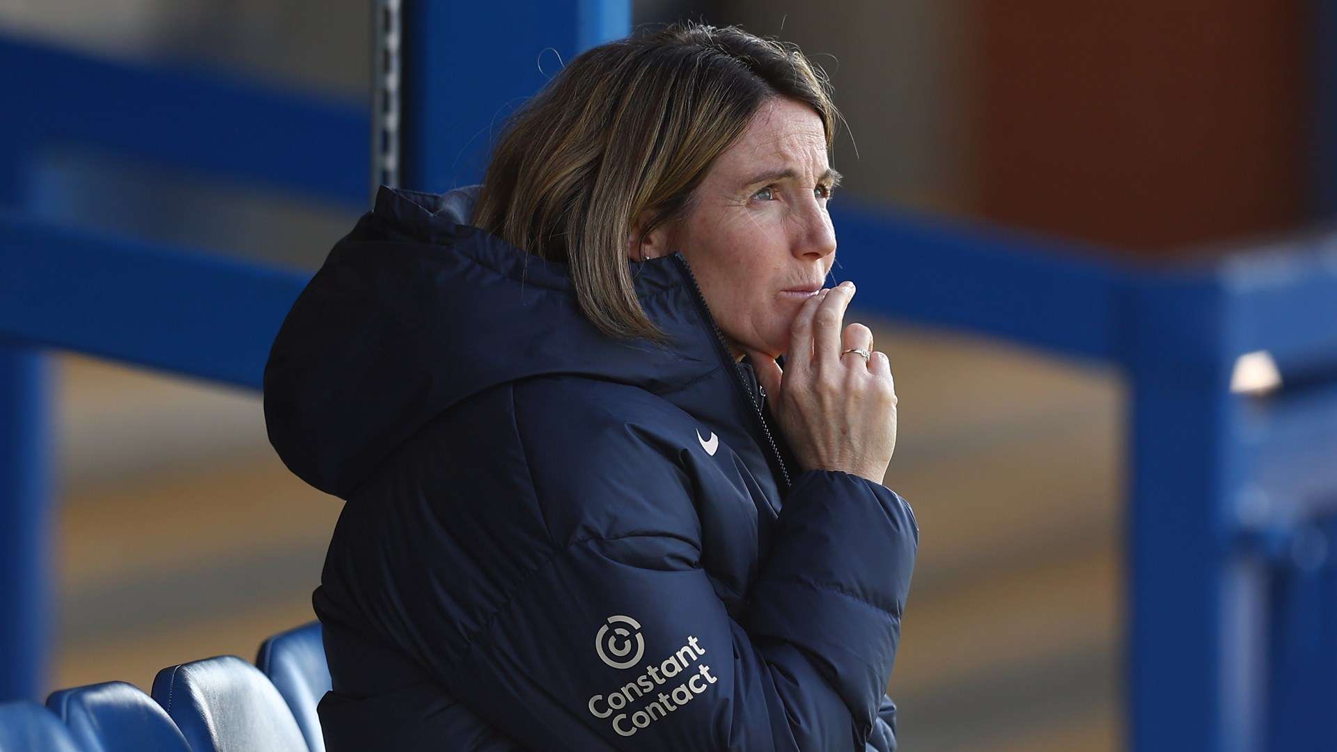 弟在不同的 弟在不同的